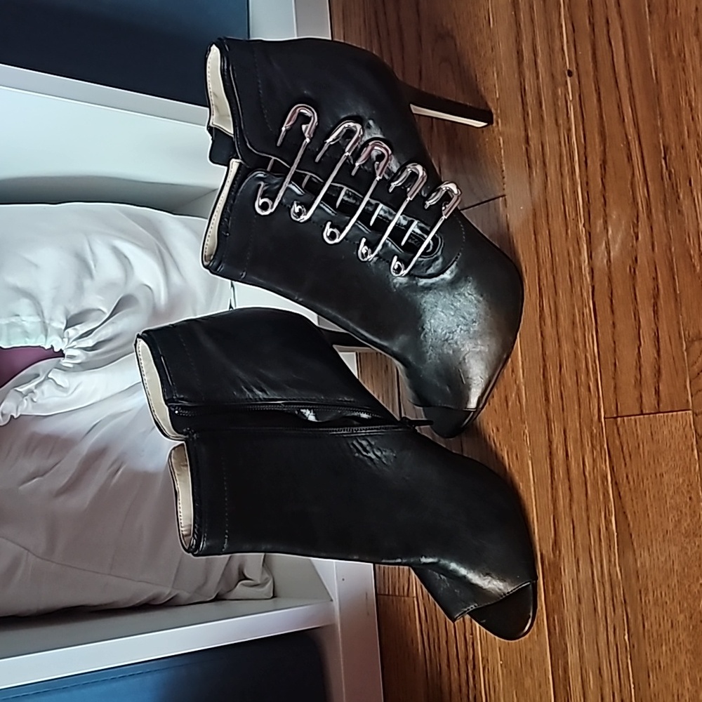 Leather Peep toe heeled booties